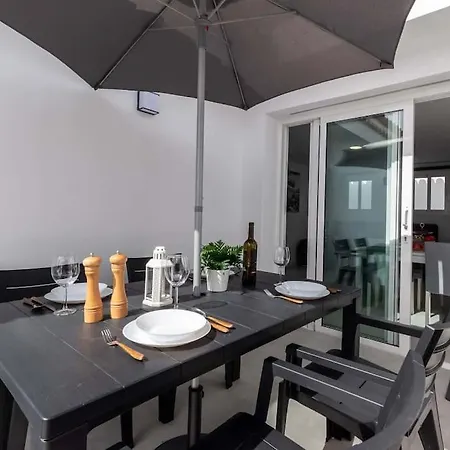 בית נופש Con Piscina Comunitaria Y Terraza Privada
