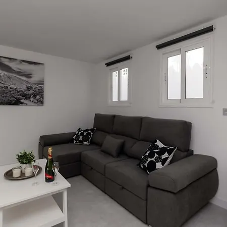 Сasa de vacaciones Con Piscina Comunitaria Y Terraza Privada Chayofa