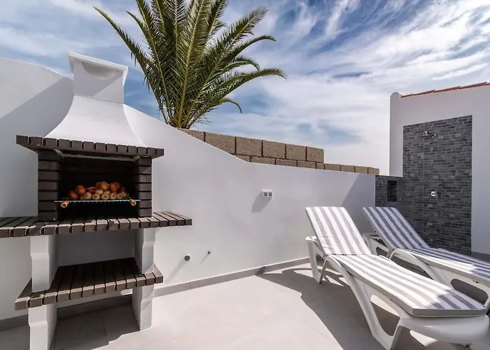 بيت للعطل Con Piscina Comunitaria Y Terraza Privada